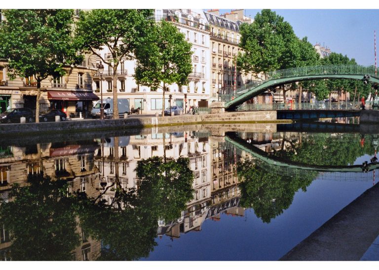 Vue du canal st martin à paris